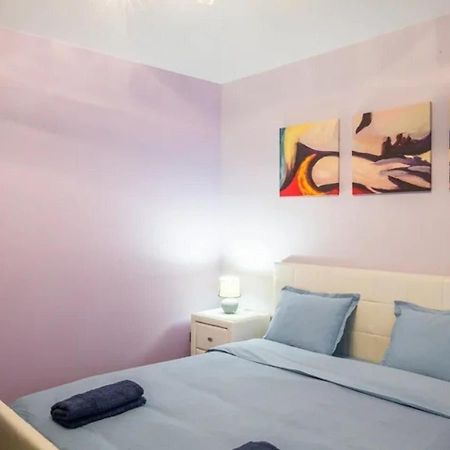 Apartments In The Center Of Minsk On Romanovskay Sloboda 10 外观 照片